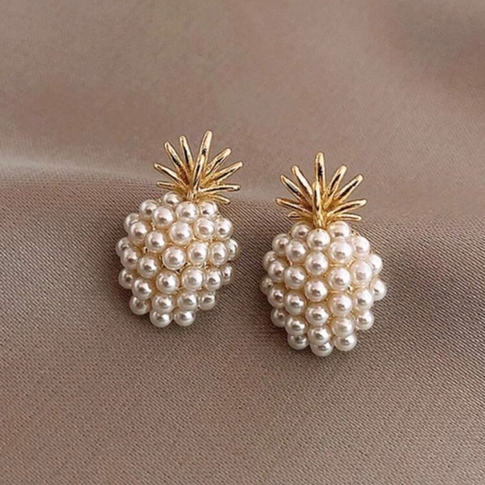 ✨NEW Elegant Gold and Pearl Pineapple hypoallergenic Earrings